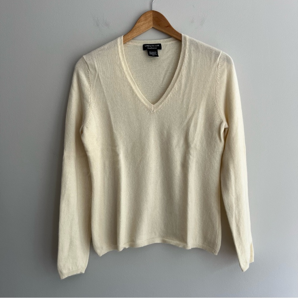 Lord & Taylor Cream V-Neck Cashmere Sweater Large